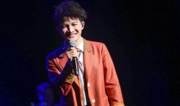 周深面对吃瓜,揭秘娱乐圈的“瓜田”风云