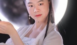 李潇吃瓜,揭秘娱乐圈幕后真相