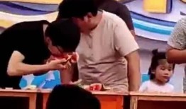 平凡的吃瓜者,揭秘娱乐圈的酸甜苦辣