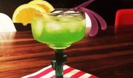 日本蜜瓜糖浆怎么吃,探索日本蜜瓜糖浆的多重美味食用法